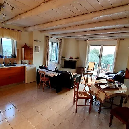 Alpha House Plaka (Apokoronas)